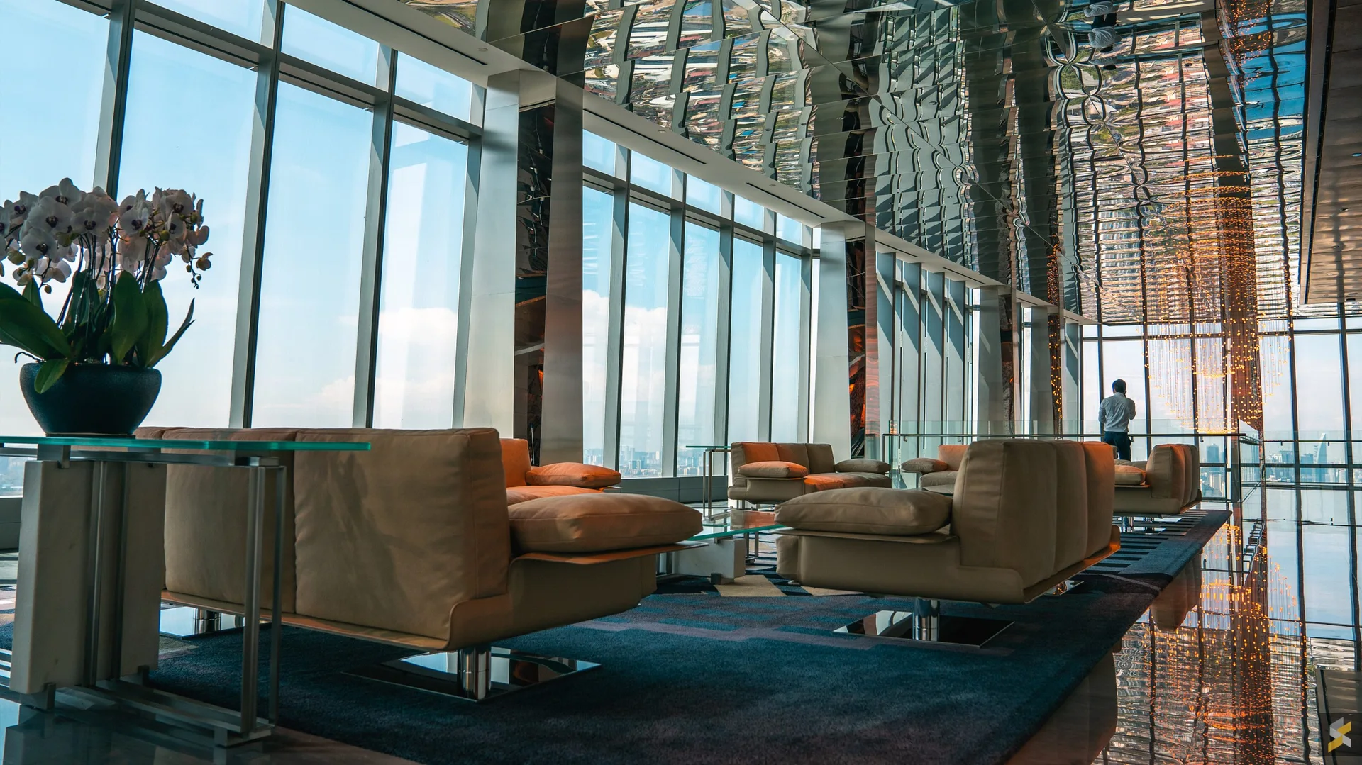 Exchange 106 Interior